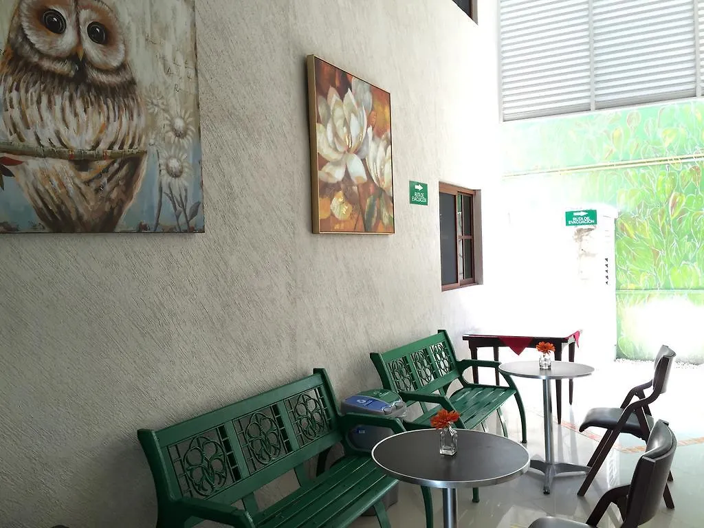 Hotel Isleno Isla Mujeres 3*,