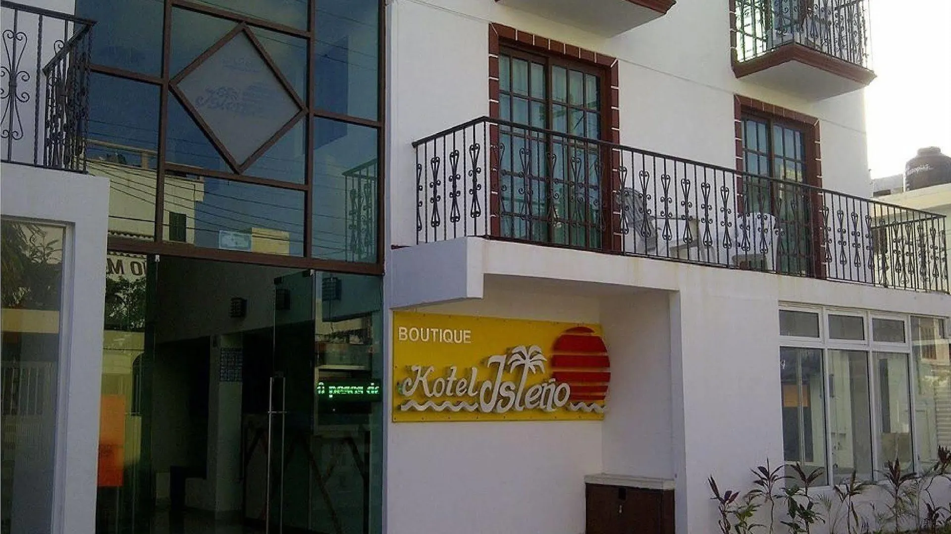 Hotel Isleno Isla Mujeres 3*,  Messico